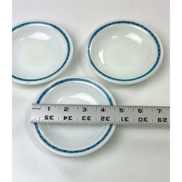 3 Vintage US Corning Decor Pyrex DinnerWare Blue Laurel Leaf Berry Bowls 706 CP1 - Picture 5 of 5